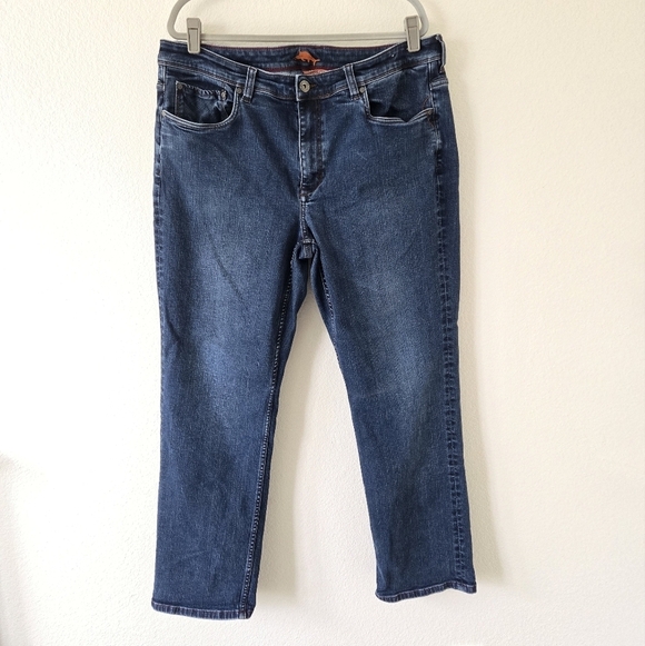 Tommy Bahama Classic Fit Straight Leg Navy Stretch Denim Jeans Size 38×30 - Picture 2 of 15